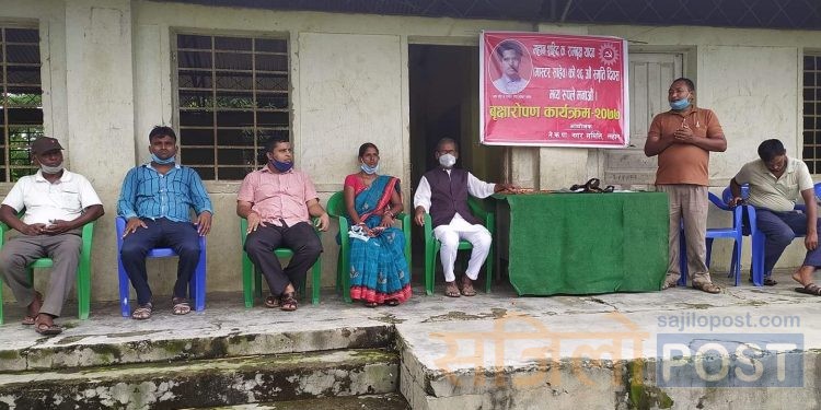 महान सहिद क. रामबृक्षको २६ औं स्मृतिको दिन सिरहाको लहानमा बृक्षारोपन