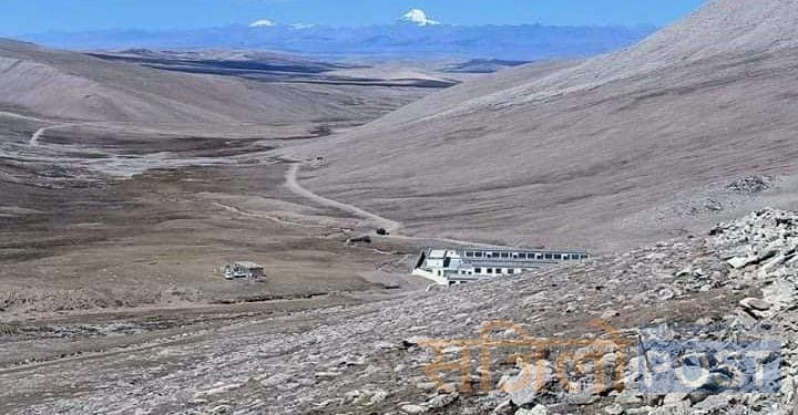 आफ्नै भूमिमा भवन बनाएको चिनियाँ सेनाले दाबी गरेपछि त्यसै हुम्ला फर्कियो स्थलगत अध्ययनका लागि गएको नेपाली टोली