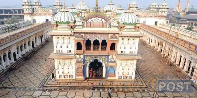 लकडाउन र निषेधाज्ञाका कारण बन्द रहेको जानकी मन्दिर दर्शनार्थीका लागि खुला