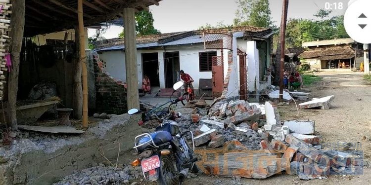 लहान ११ का अध्यक्ष राज कुमार साह को मनमौजि,बदनियत पुर्ण तरिकाले निर्माण भत्काएको पीडित शम्भु साहको: आरोप
