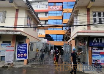 सिरहा विष्णुपुर गाउँपालिका- २ का एक महिला श्रीमानको शव अस्पतालमै छाडेर जब घरतिर लागिन्