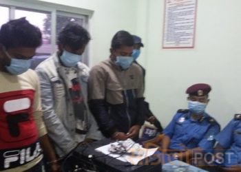 गोलबजारबाट नक्कली रुपैया छाप्ने मेशिन सहित तिन जना पक्राउ