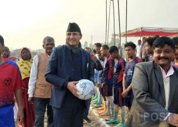 सिरहाको धनगढीमा प्रथम वडा अध्यक्ष फुटबल कप शुरु