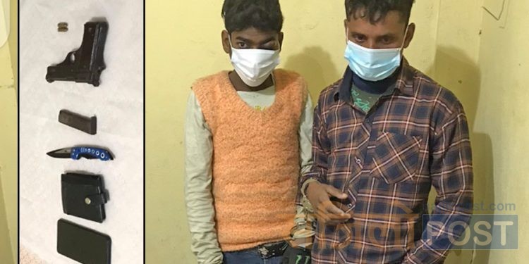 महोत्तरीको मरुवाहिबाट अटोमेटिक पेस्तोलसहित दुई भारतीय युवक पक्राउ