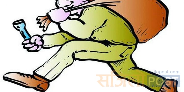 धनुषामा पाँच लाख रुपैयाँ भन्दा बढीको लुटपाट