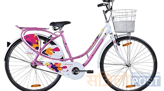 सिरहाको गोलबजार नगरपालिका– ९ वडा कार्यालयले उच्च शिक्षामा अध्ययनरत २१ विद्यार्थीलाई साइकल वितरण