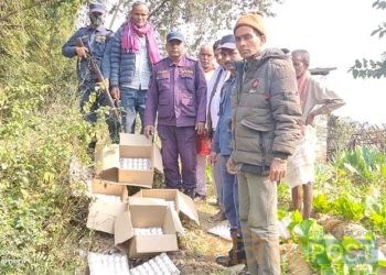 बोदे बर्साईनमा पर्ने प्रहरी चौकी देउरी द्वारा अबैध भारतीय कुखुराको अन्डा नस्ट