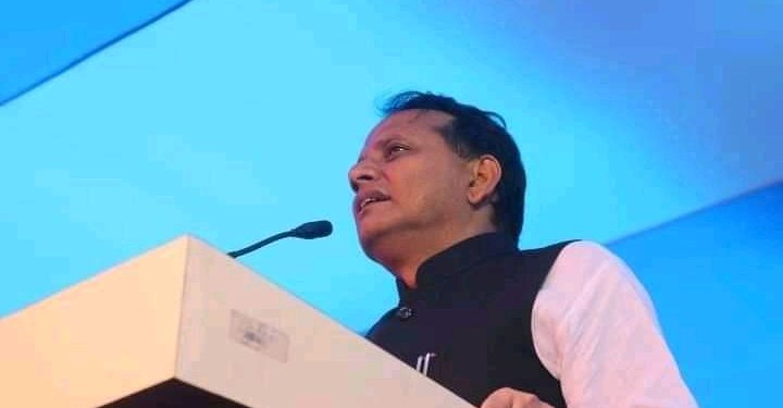 नारी दिवसको अवसरमा प्रदेश २ सरकारद्वारा धनुषाका १५ सय २० छात्रालाई साइकल वितरण (फोटो फिचर)