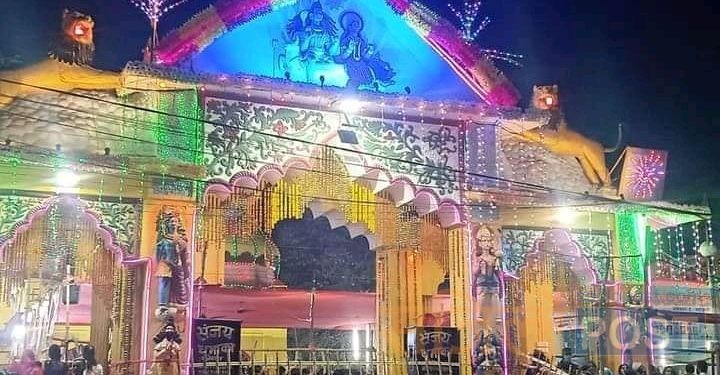आज प्रदेश २ सहित देशभर शिवरात्री मनाइँदै,जलेश्वरनाथ सहित विभिन्न शिव मन्दिरहरुमा विहानैदेखि घुँइचो