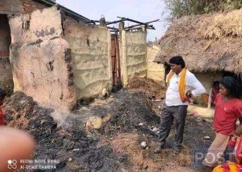 नवराजपुरमा आगलागीबाट  लाखौंको धनजन जलेर नष्ट;जसपा नेता शिवउदगार द्वारा उद्धार
