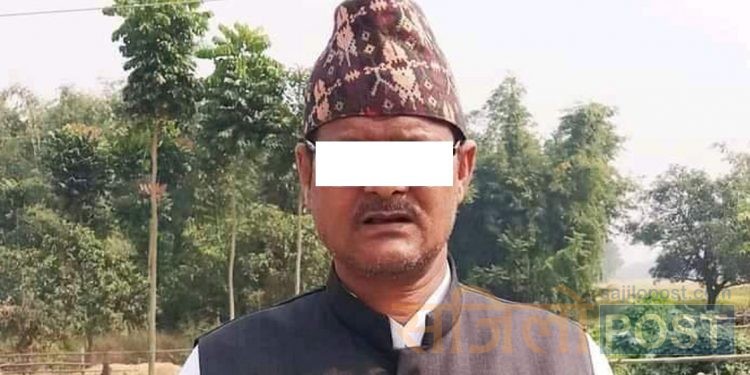 गाउँपालिका अध्यक्ष यादव एक महिलासँग यौन गतिविधि गरिरहेका अवस्थामा रंगेहात पक्राउ