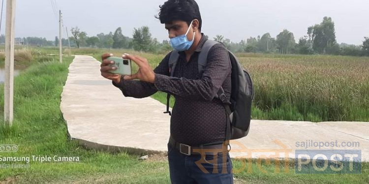 महोत्तरीमा पत्रकार नवीन चौधरीमाथि दुव्र्यहार, दोषीलाई कारबाही गर्न महासंघको माग