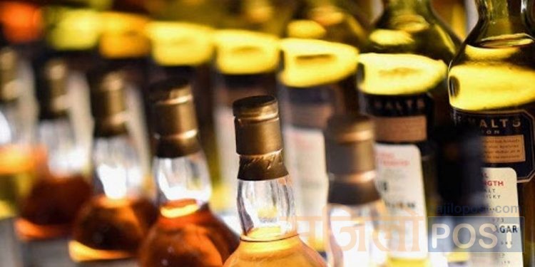 नेपालबाट भारततर्फ लैजाँदै गरेको रु १० लाखभन्दा बढीको मदिरा बरामद