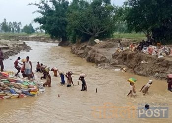 बाढीको उच्च जोखिममा महोत्तरीका दर्जन बस्ती, टुट्दै तटबन्ध र सडक