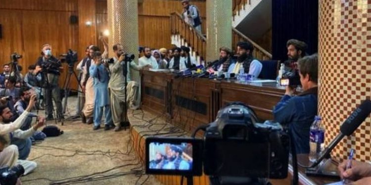 अफगानिस्तान द्वन्द्वः सत्ता कब्जापछि तालिबानले पहिलो पत्रकार सम्मेलनमा के भन्यो?