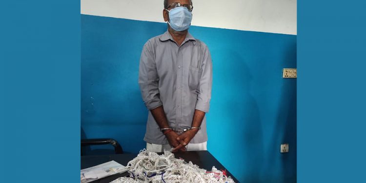 वीरगञ्जबाट चाँदीका गरगहनासहित एकजना प क्रा उ