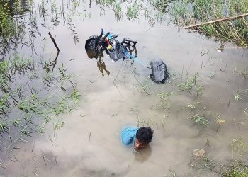 सप्तरी : मोटरसाईकल नदीमा खसेर दुर्घटना हुँदा एकको ज्यान गयो,एक जना घाइते
