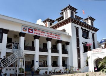 आयोगको अनिच्छापछि माधव र महन्थ पार्टीको नाम फेर्दै