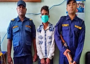 सर्लाही : आफ्नै दाइसँग झ ग डा गरिरहेका युवकबाट पेस्तोल बरामद