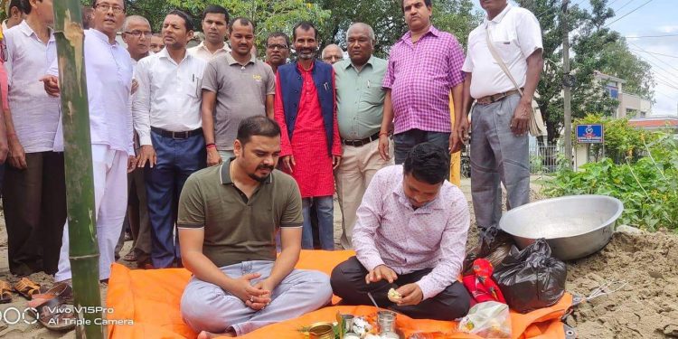 सप्तरीको बोदे बर्साईनमा ॐ पतंजलि योगाभ्यास भवनको शिलान्यास