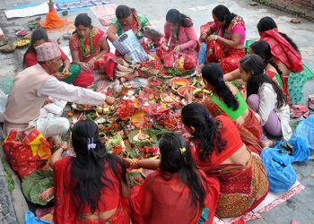 आज महिलाहरूले सप्तऋषिको पूजा आराधना गर्दै ऋषिपञ्चमी मनाउँदै,यस्तो छ शास्त्रिय मान्यता