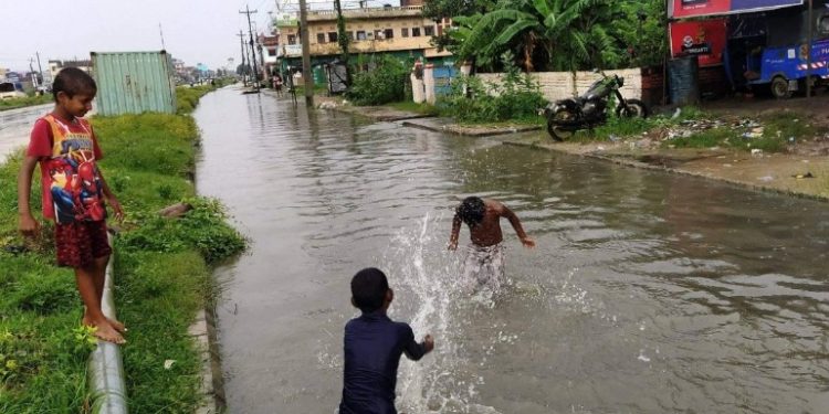 लगातारको बर्षा को कारण जनकपुरधाम जलमग्न