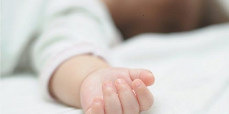 ब्यूटीपार्लरभित्र २० वर्षीया अपरिचित युवती र सालनालसहितको शिशु फेला : रह स्य मय घटना