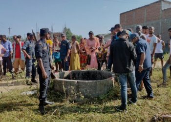 सिरहामा झिझिया नाचको विषयमा झडप हुँदा ४ जना गहिरो ईनारमा खसे, एक जनाको मृत्यु
