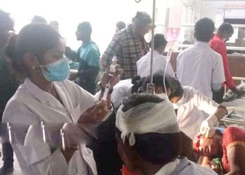 कमला स्नान जादैँ गरेको ट्रयाकटर दुर्घटना हुँदा २ जनाको मृ त्यु, २० जना घाईते