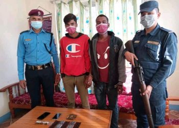 सप्तरीको सिस्वाबेल्ही बाट लागू औषधि सहित २ जना प क्राउ
