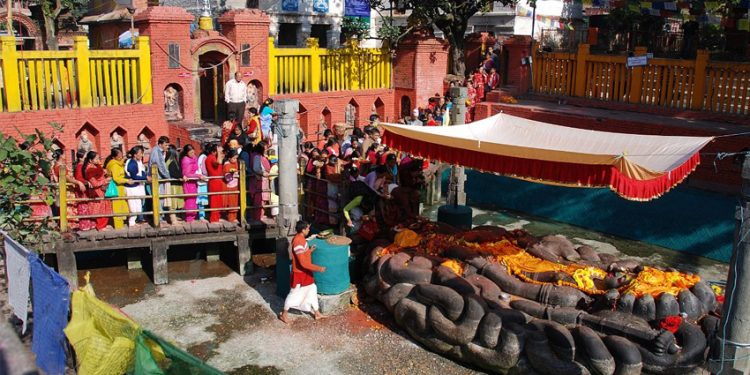 देशभरका नारायण मन्दिरमा भक्तजनको भीड, तुलसीको विशेष पूजा गरिँदै