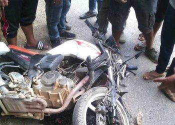 सप्तरीमा मोहनपुरमा विग्रिएर रोकी राखेको बसमा मोटरसाइकल ठोक्किदा कविलासका एक युवकको मृ त्यु