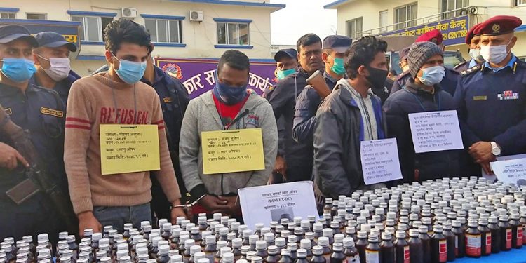 सप्तरीबाट ठूलो मात्रामा लागूऔषध बरामद, सिरहाको दुई र सप्तरीको दुई गरि चारजना प क्राउ