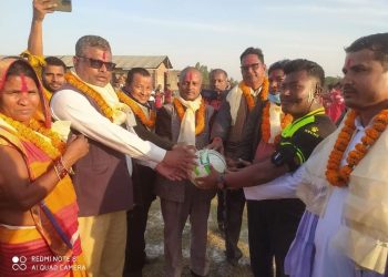 सिरहाको सखुवानन्कारकट्टीमा संचालित प्रथम फुटबल गोल्डकपको फाईन खेल सम्पन्न ,उदयपुर विजय