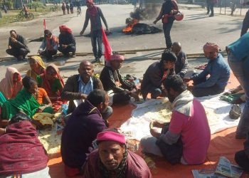 जनमतद्वारा अनिश्चितकालिन राजमार्ग बन्द, सप्तरीमा प्रहरीसँग भएको झ डपमा दुई महिला आन्दोलनकारी घाइते, आधा दर्जन प क्राउ