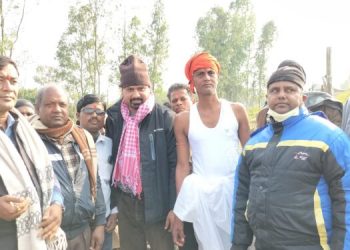 सप्तरीको बनौलाको खेलमैदानमा खेलमंच , बोनड्रीवाल निर्माणको शिलान्यास गरे प्रदेश सभा सदस्य बिदेश्वर यादव