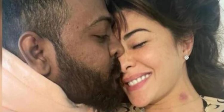 बलिउड अभिनेत्री ज्याकलिन फर्नान्डिसको गो प्य तस्बिर बाहिरियो