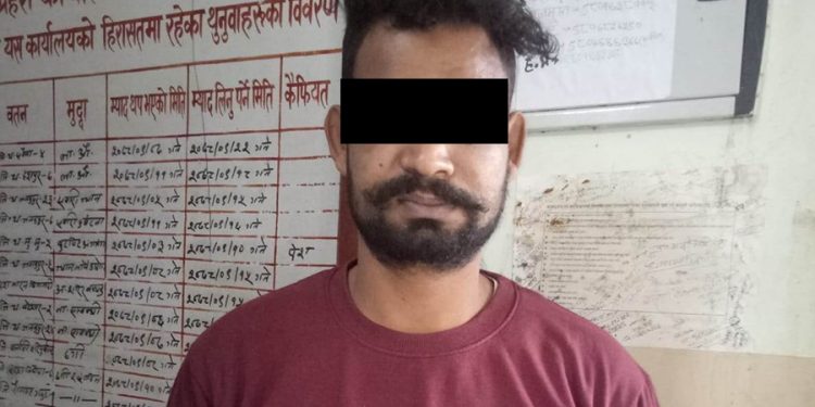 लोक सेवा आयोग तथा नेपाल रेल्वे कम्पनी लिमिटेडको पदाधिकारी हुँ भन्दै ठ गि गर्ने मानिस जनकपुरबाट प क्राउ