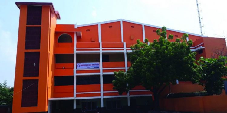 धनुषामा एक आयल स्टोर्समा कार्यरत एक कर्मचारी कु टपि टमा संलग्नलाई कारबाहीको माग