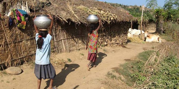 महोत्तरी : मुसहर बस्तीमा खानेपानी अभाव