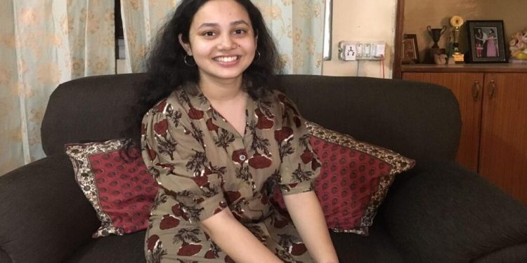 यी हुन् अहिलेसम्मकै कम उमेरमा निजामतीमा उच्च तहमा नाम निकाल्ने २३ बर्षीय रिया