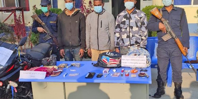 प्रदेश २ : जग्गा किन्ने वहानामा महिला संग निकटता भगाउन दबाब दिँदा महिलाको ह त्या,यसरी भएको थियो घटना