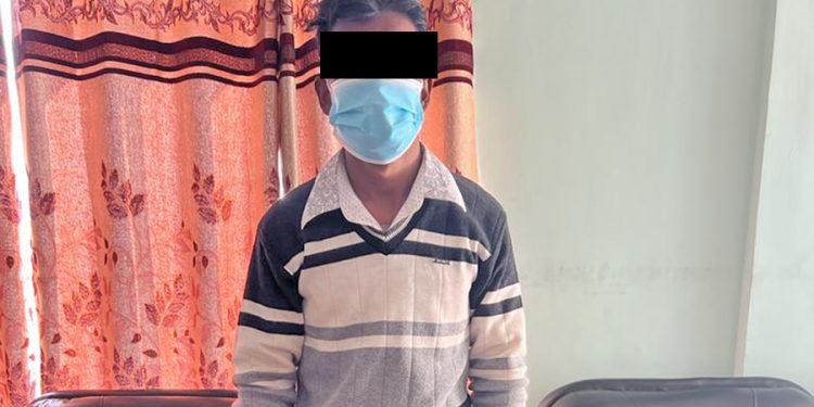 महोत्तरीबाट श्रोत नखुलेको ९ लाख ५० हजार नेपाली रुपैयाँसहित एक भारतीय प क्राउ