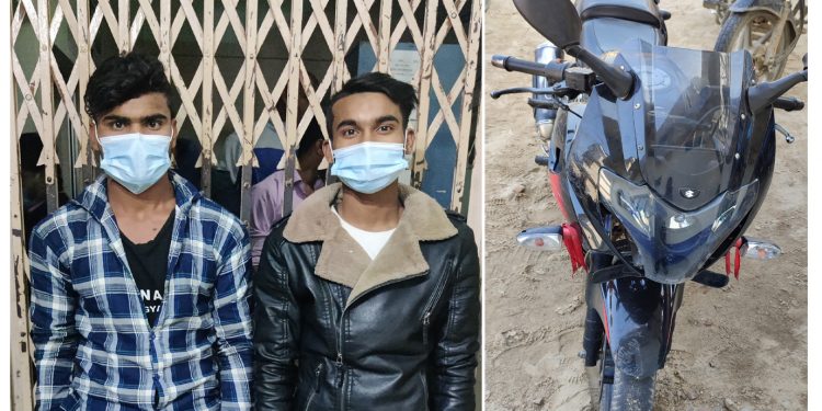 जनकपुरधामबाट मोटरसाइकल चोरी गरेको आरोपमा दुई जना प क्राउ