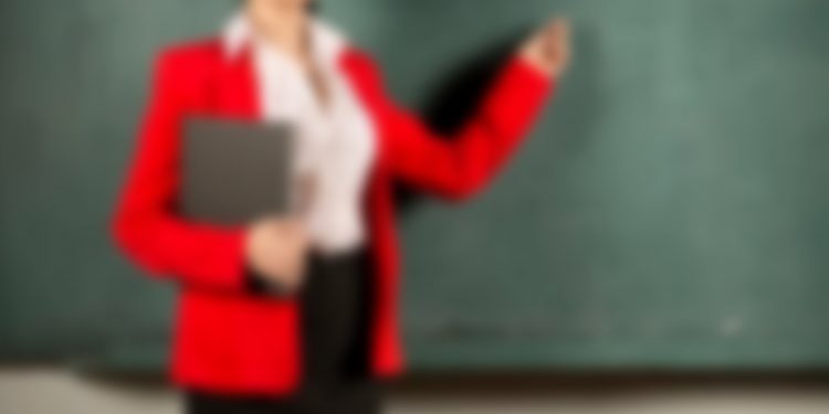 महिला शिक्षिकाले विद्यार्थीलाई घर मै लगेर यौ नप्यास मेटाउने गरेको खुलेपछि…