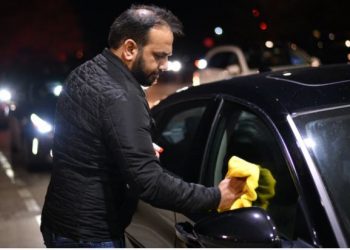 वासिंगटनमा ट्याक्सी चलाउँछन् अफगानिस्तानका पूर्वअर्थमन्त्री