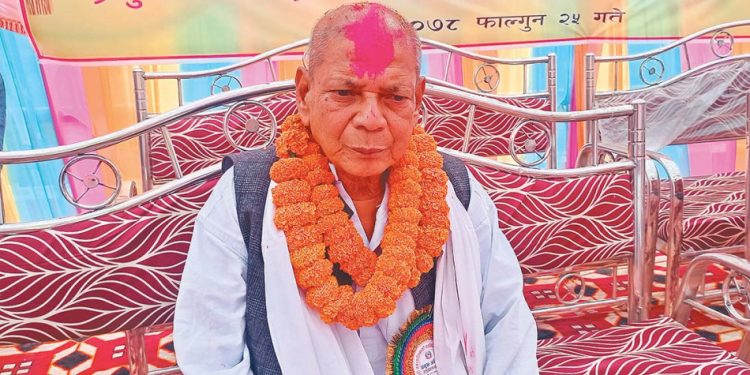 सप्तरी पातो का चन्द्रकान्त चौधरी जग्गा दानमा रमाउदै