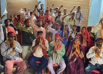 सिरहाको सखुवानान्कारकट्टीमा माओवादी केन्द्रका उम्मेदवारहरुको मनोनयन दर्ता