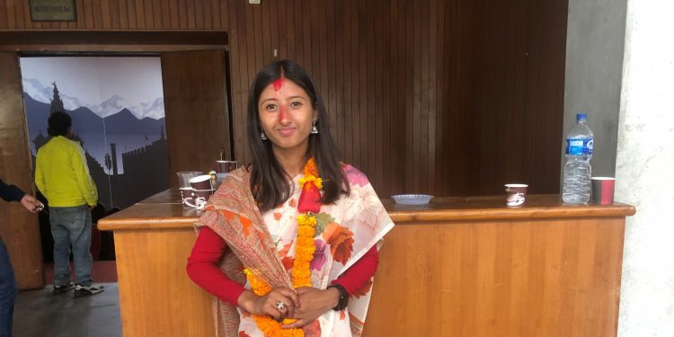 ४० हजारको जागिर छोडेर २२ वर्षमै महानगरको वडा सदस्य बनिन् आरती