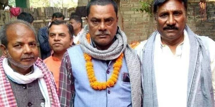 महोत्तरी बलवाको प्रमुखमा लोसपाका रामविजय महतो र उपप्रमुखमा कांग्रेसका रामदुलारी देवी विजयी